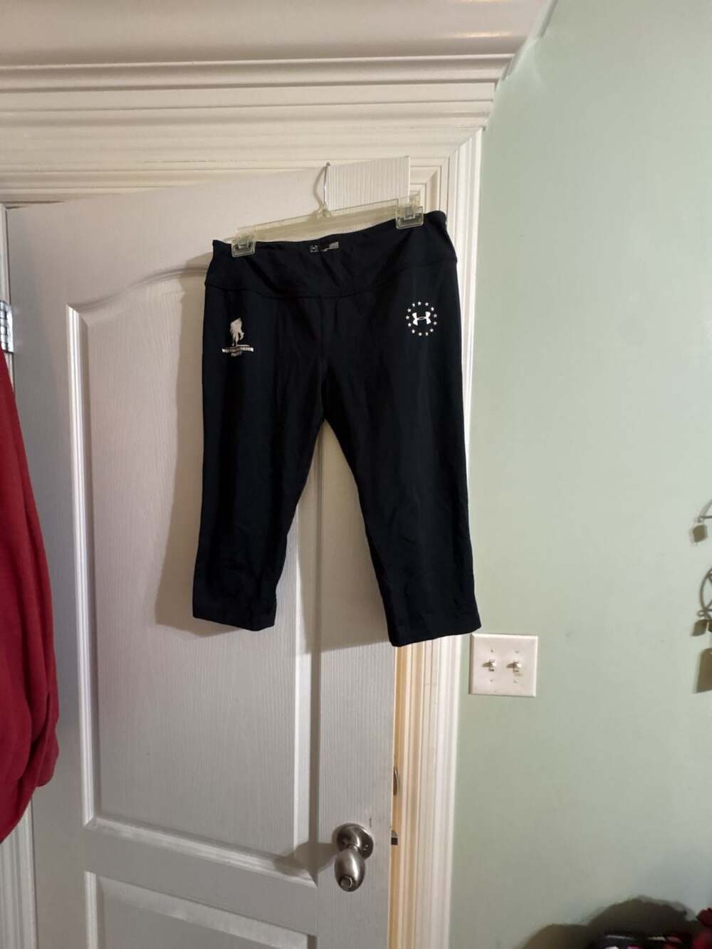Under Armour Wounded Warrior Project HeatGear Fitted Capris Size Large
